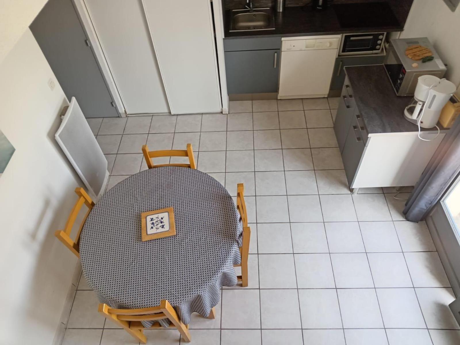 Maison Avec Terrasse Et Piscine Dans Residence A 6Min De La Plage Saintes-Marie-la-Mer Buitenkant foto
